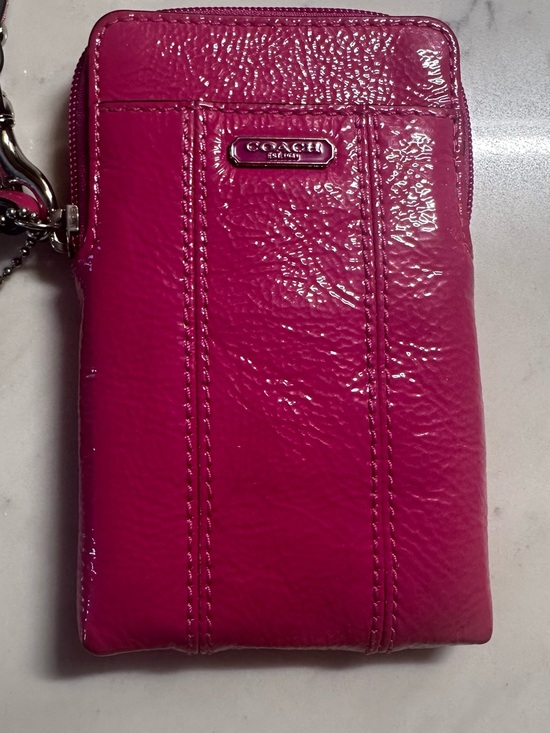 Coach Handbags - Coach Patent Leather Wristlet in Vibrant Magenta